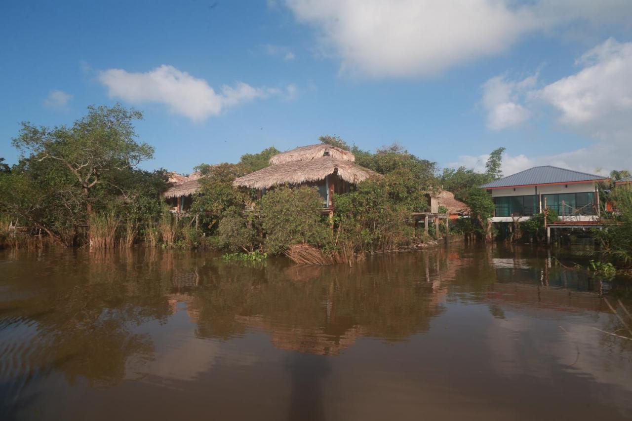 Wetlandcamp บ้านชายเล Phatthalung Exterior photo
